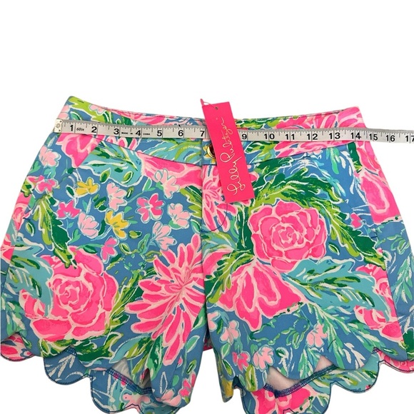 Lilly Pulitzer High Waist Floral Shorts - Buttercup Stretch Short, size 00 - Picture 5 of 6